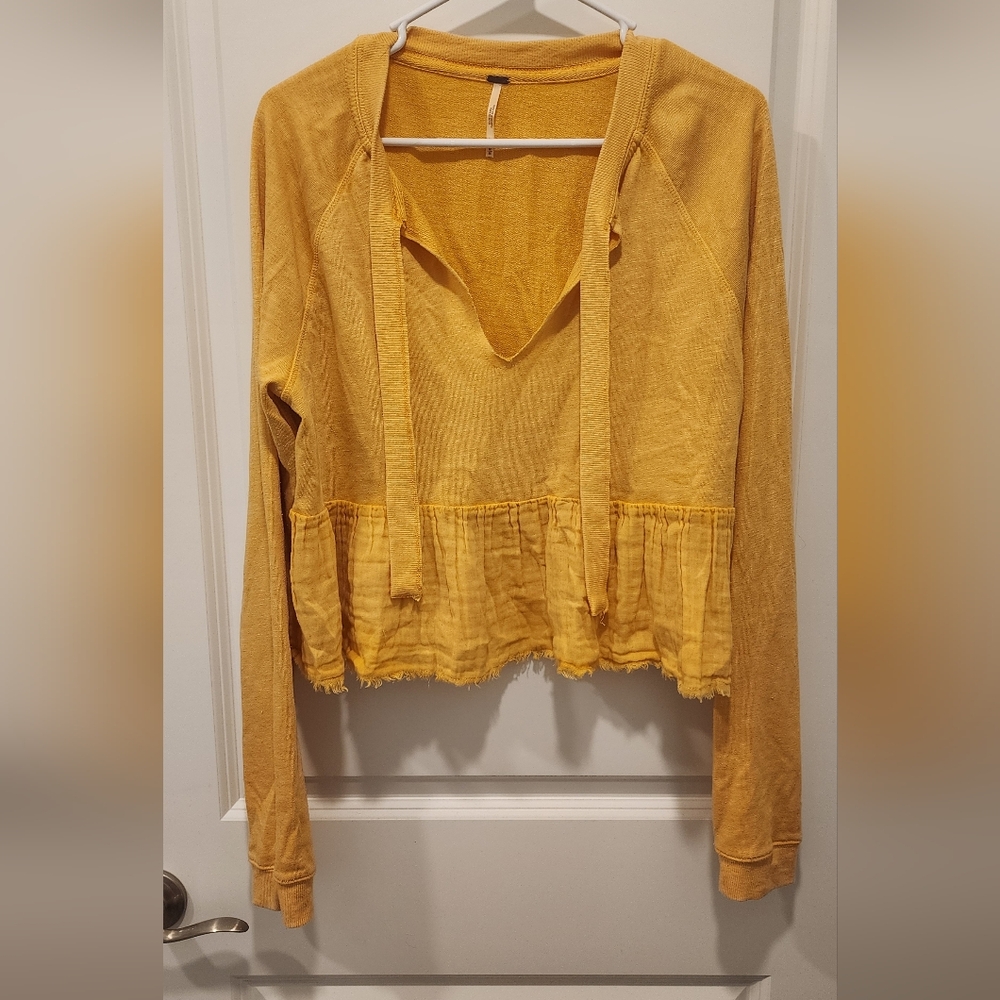 Free People Sz M Sweet Jane Sweatshirt Crop - Picture 3 of 4